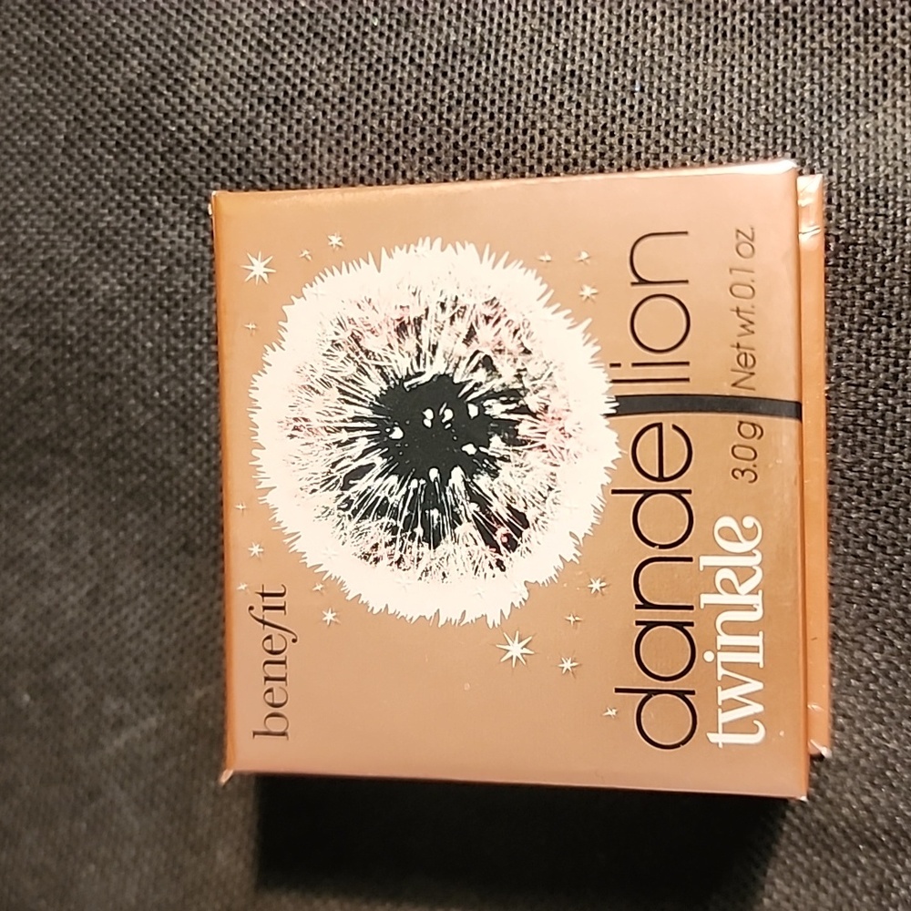 Benefit dandelion twinkle highlight